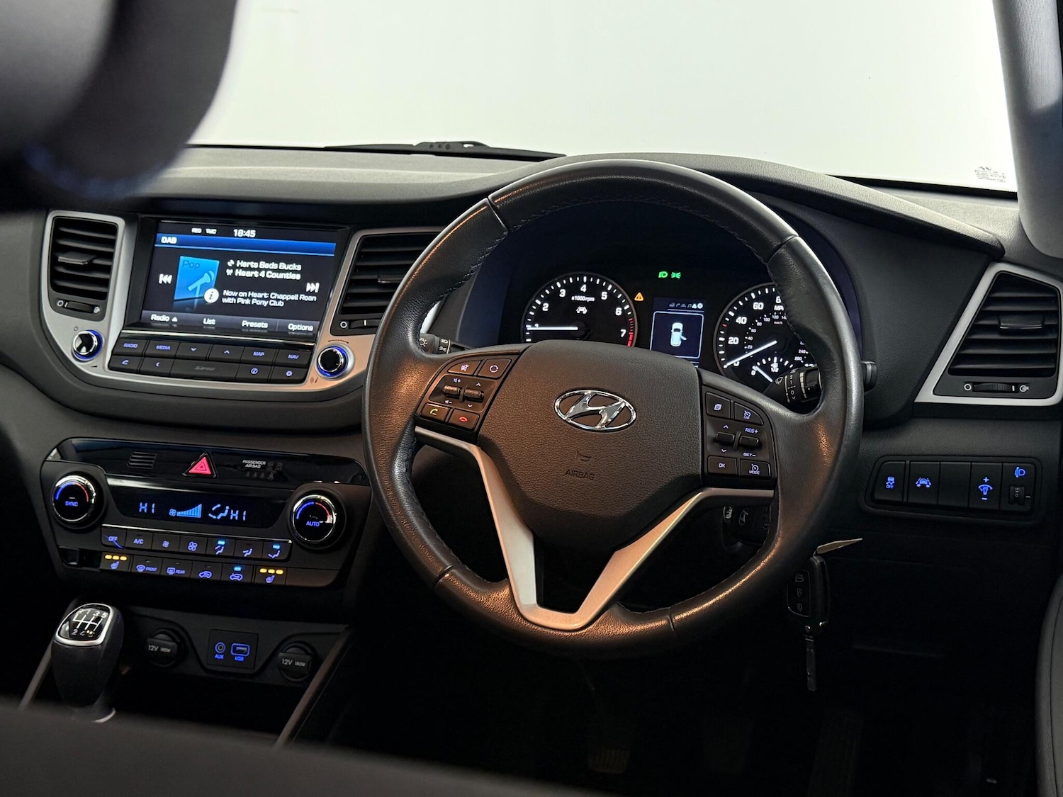 Used Hyundai TUCSON 2017 for sale - 77216957: Photo 16