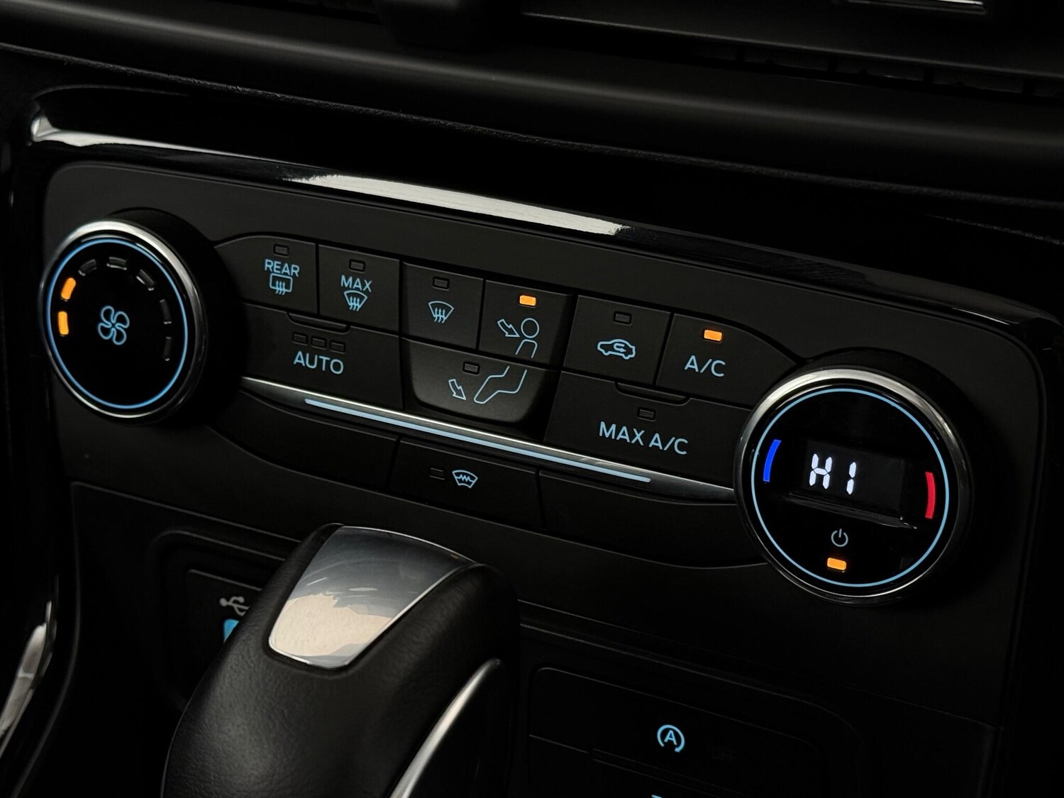 Used Ford Ecosport 2019 for sale - 77259596: Photo 31