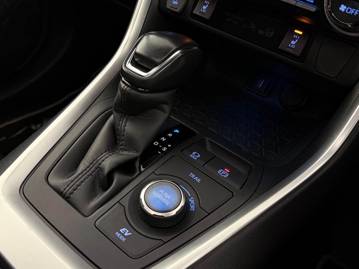 Used Toyota RAV4 2021 for sale - 77246824: Photo 29