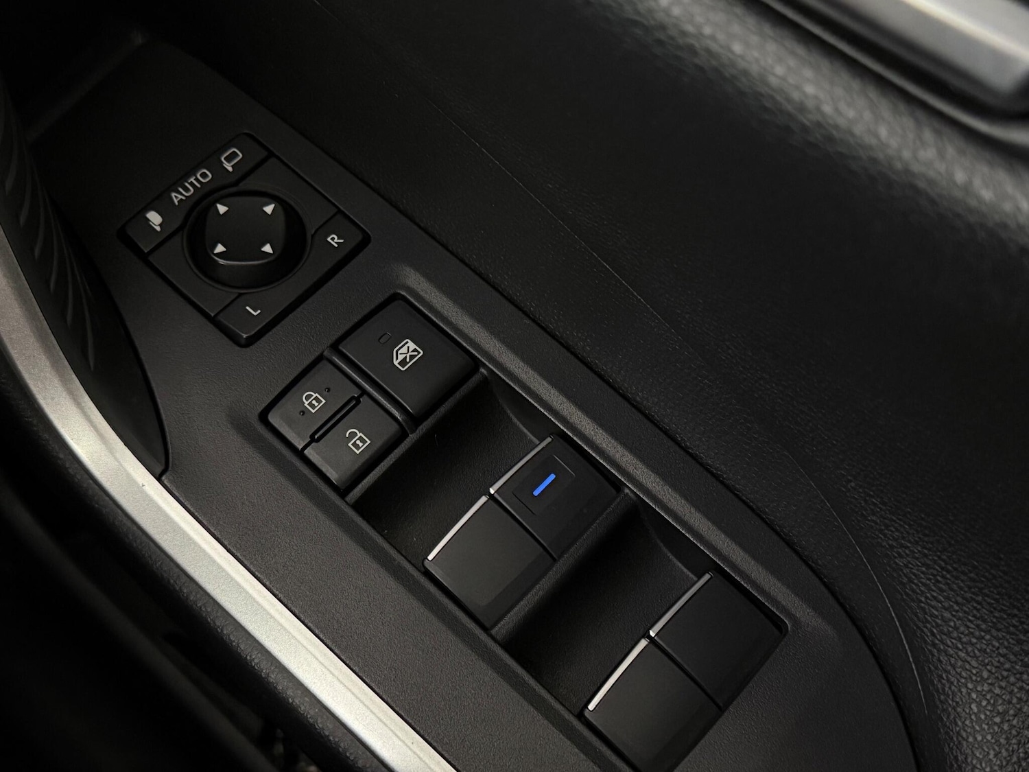 Used Toyota RAV4 2021 for sale - 77246824: Photo 33