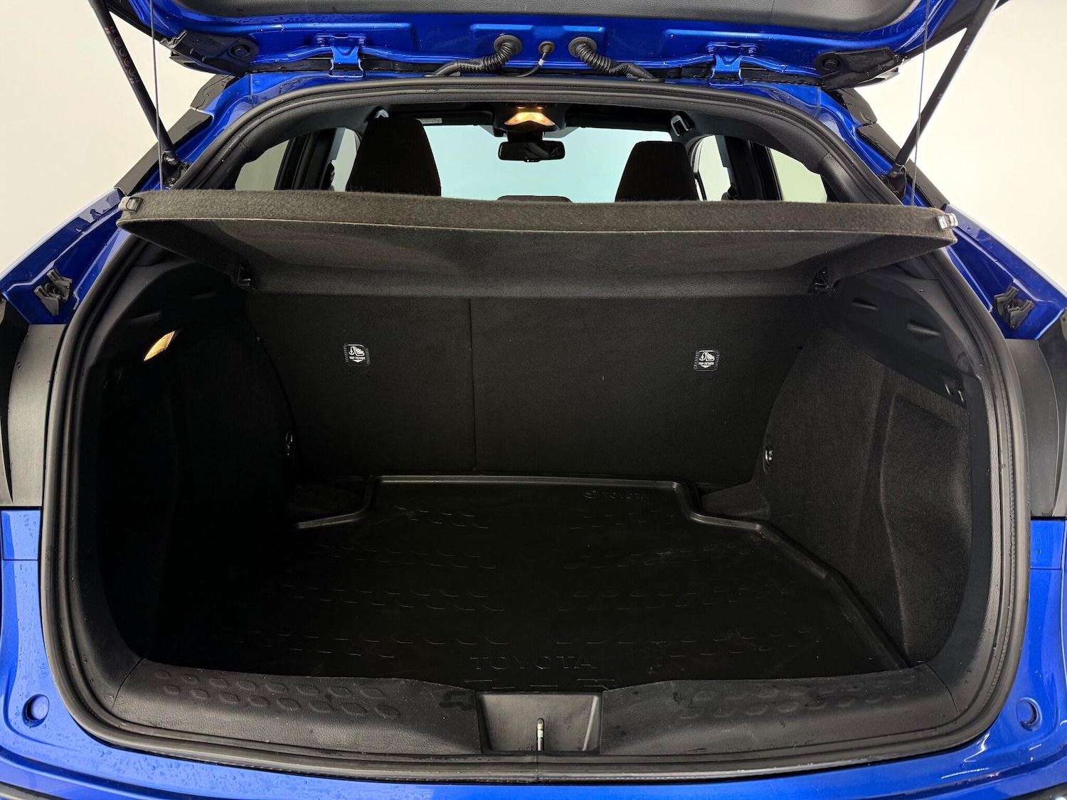 Used Toyota C-HR 2018 for sale - 77182550: Photo 8