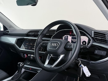 Used Audi Q3 2022 for sale - 79497310: Photo