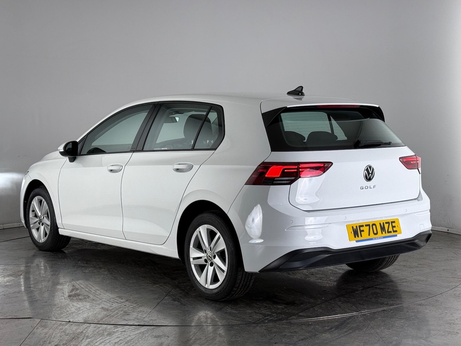 Used Volkswagen Golf 2020 for sale - 76607334: Photo 4