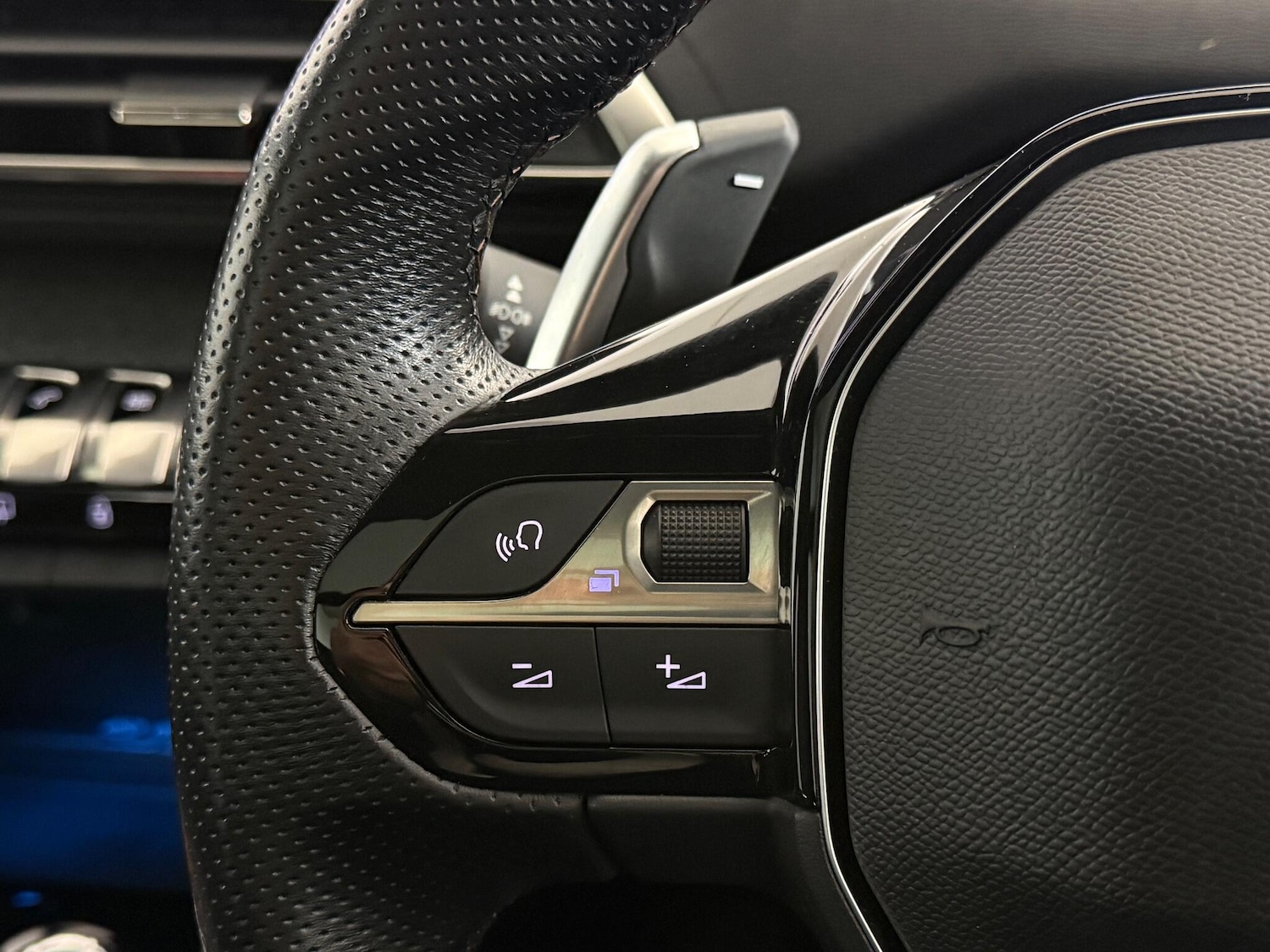 Used Peugeot 3008 2019 for sale - 76467112: Photo 24