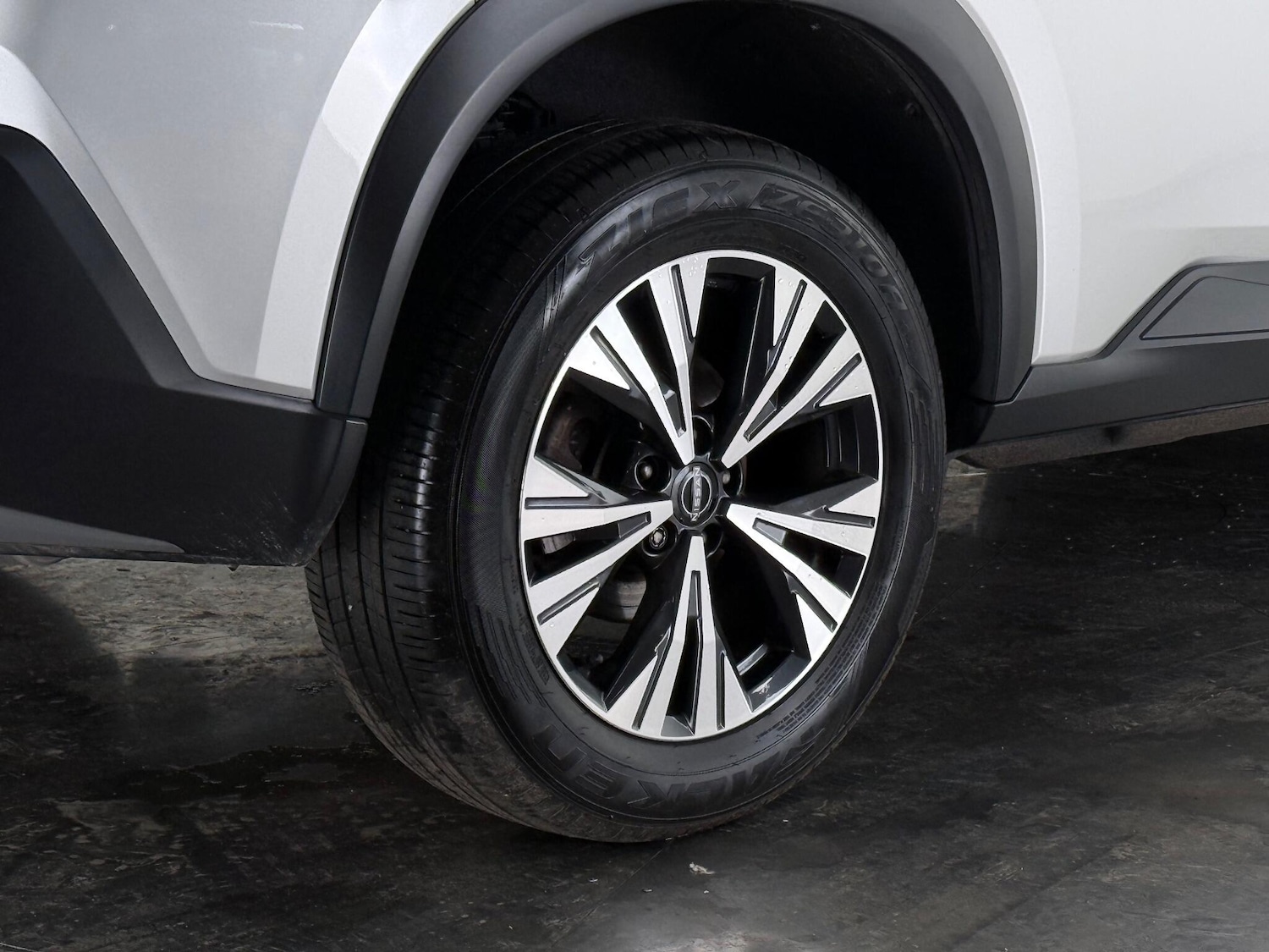 Used Nissan X-Trail 2024 for sale - 76467010: Photo 12