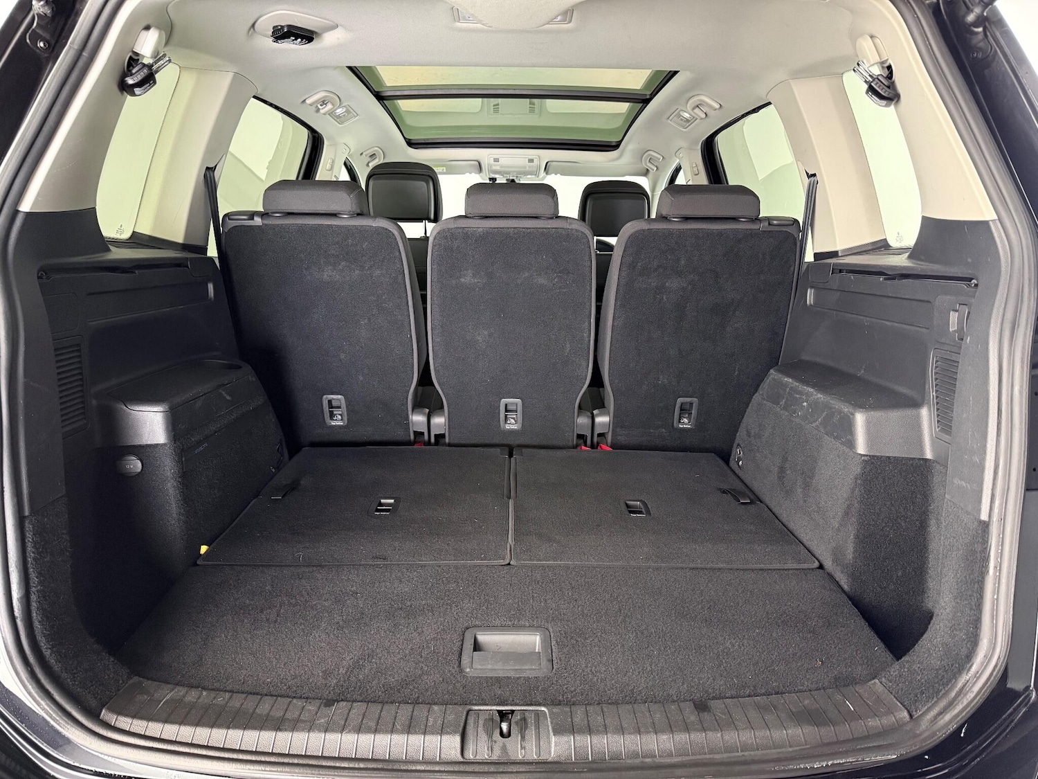 Used Volkswagen Touran 2019 for sale - 77259496: Photo 9