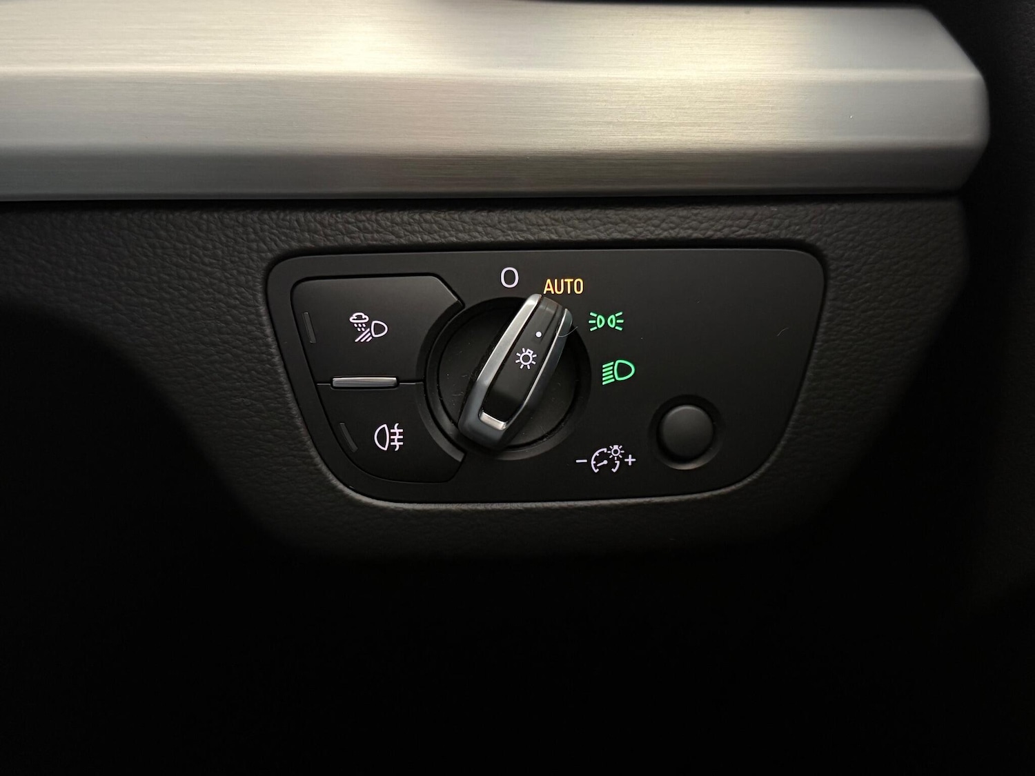 Used Audi Q5 2018 for sale - 77182990: Photo 32