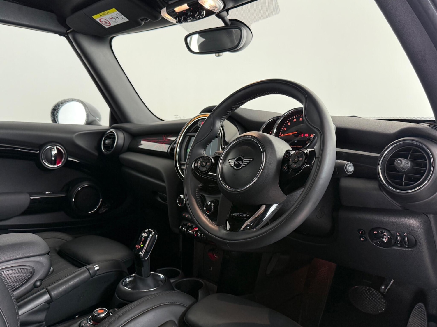 Used MINI Convertible 2019 for sale - 77332138: Photo 16