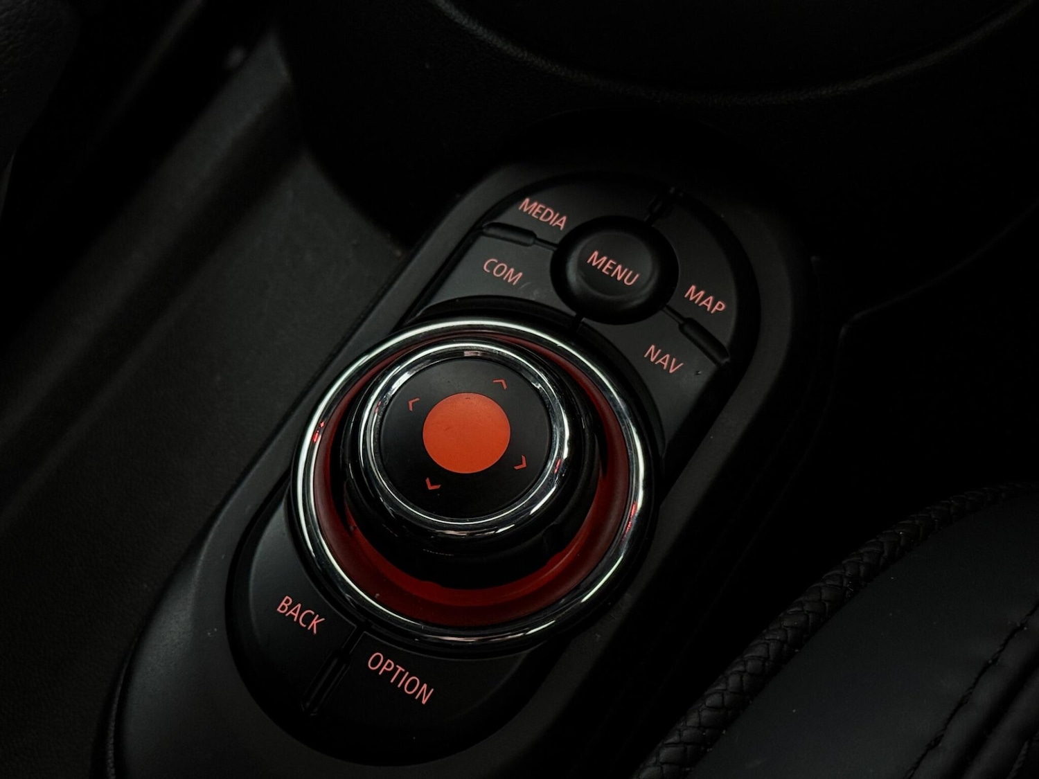 Used MINI Convertible 2019 for sale - 77332138: Photo 32