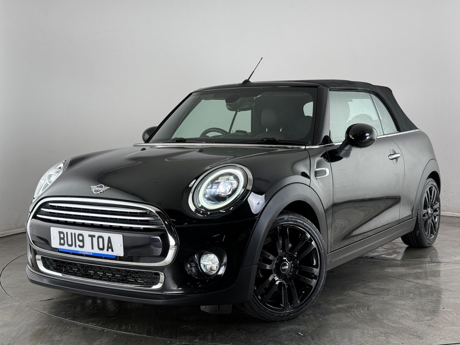Used MINI Convertible 2019 for sale - 77332138: Photo 34