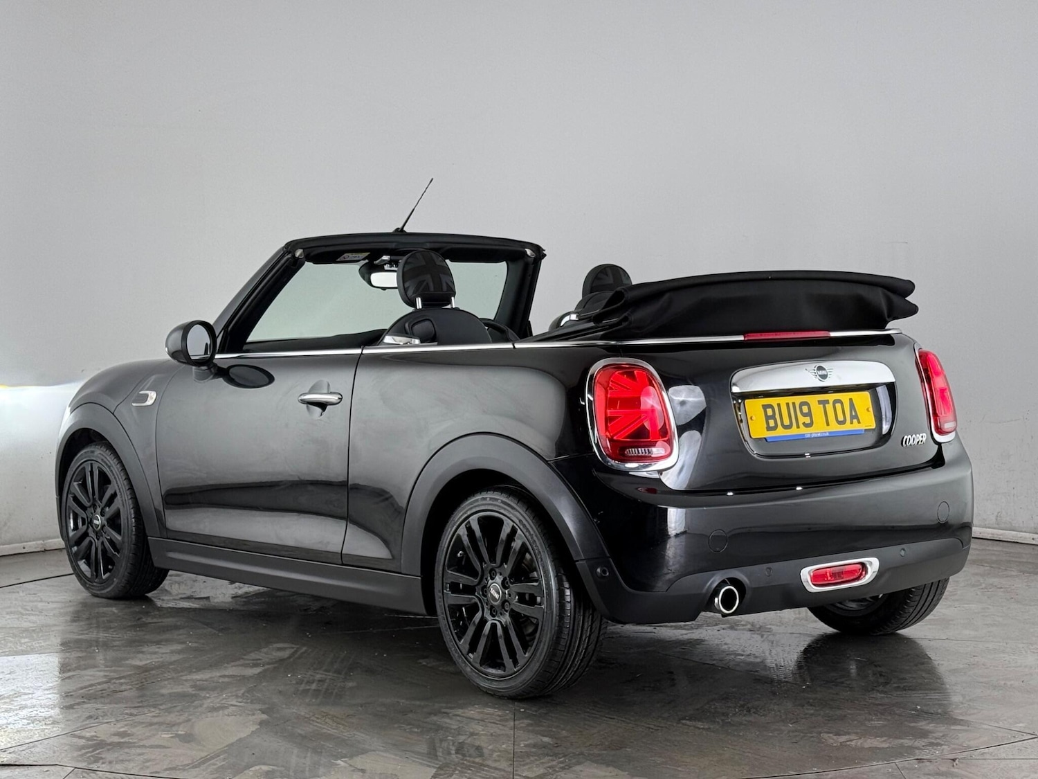 Used MINI Convertible 2019 for sale - 77332138: Photo 4