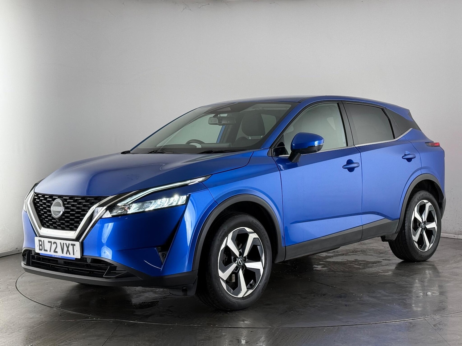 Used Nissan Qashqai 2022 for sale - 77332140: Photo 2