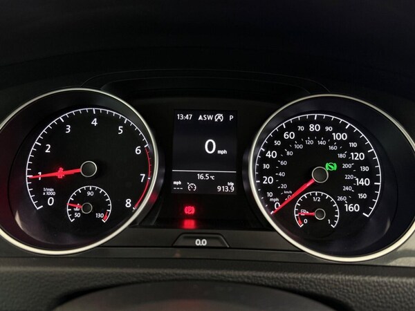 Used Volkswagen Golf 2019 for sale - 75753136: Photo 25