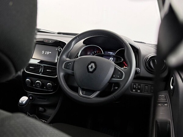 Used Renault Clio 2018 for sale - 75654363: Photo 15