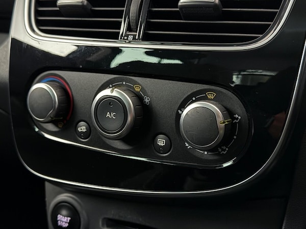 Used Renault Clio 2018 for sale - 75654363: Photo 34