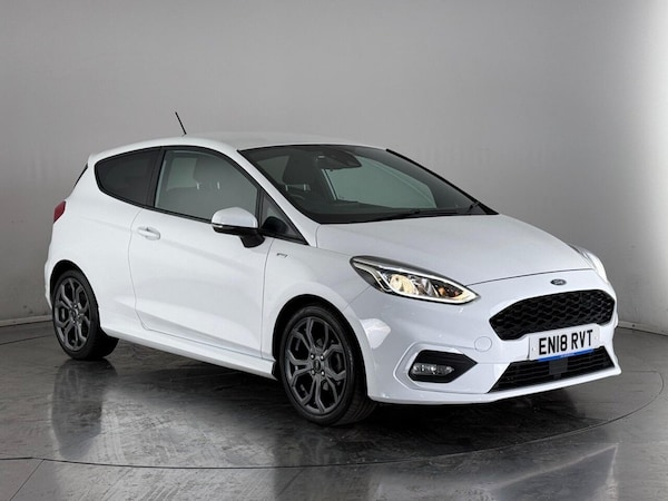 Used Ford Fiesta 2018 for sale - 76323643: Photo 1