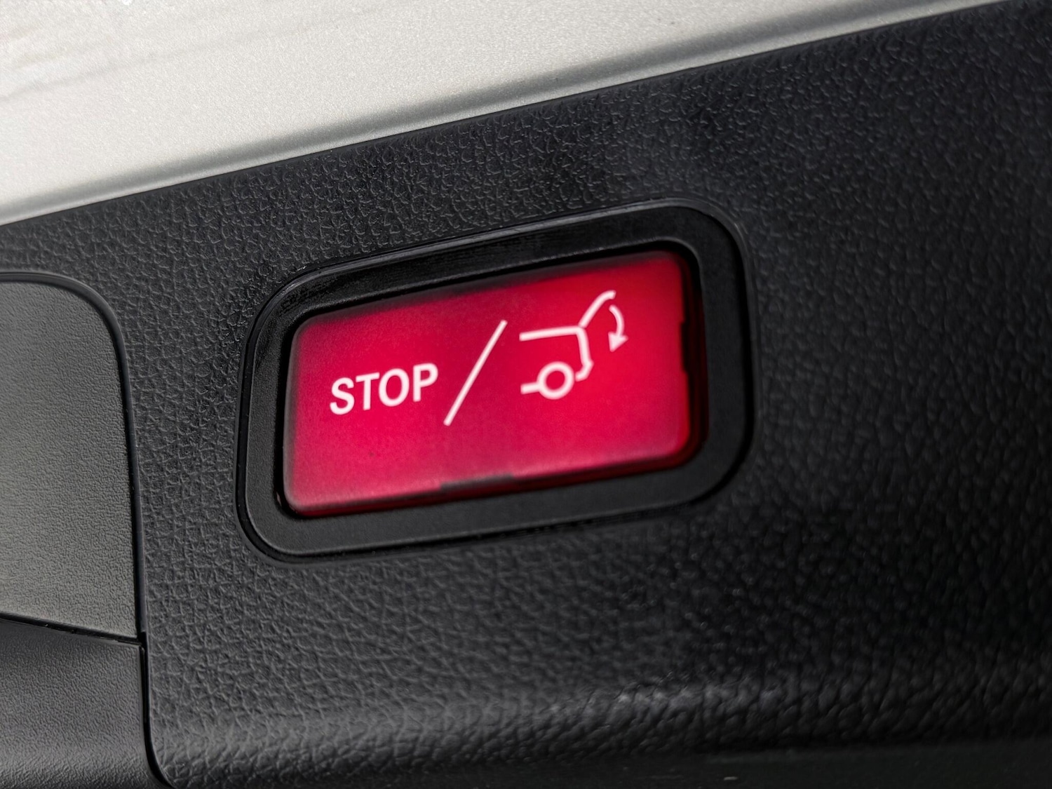 Used Mercedes-Benz GLC 2019 for sale - 77359331: Photo 11