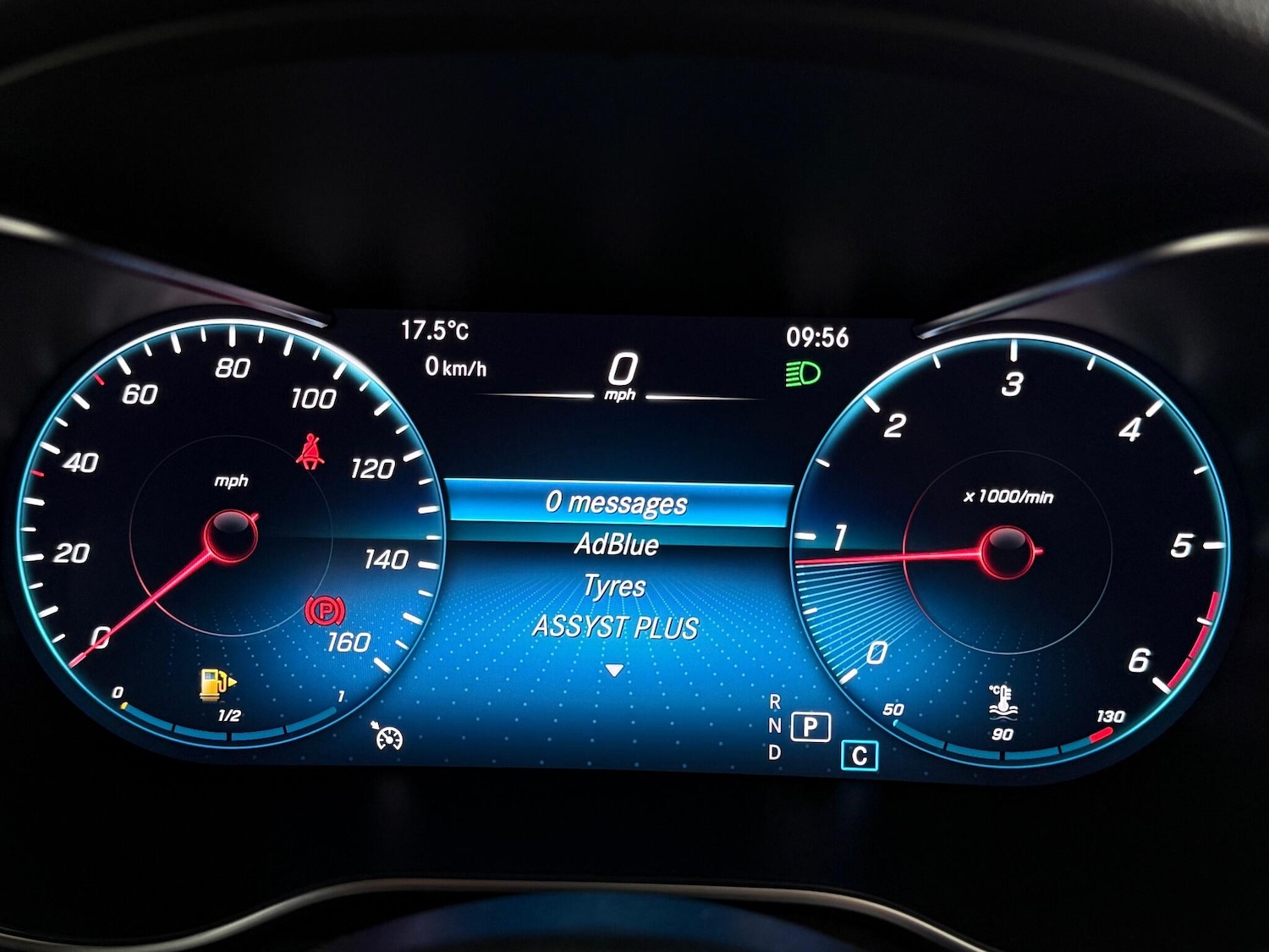 Used Mercedes-Benz GLC 2019 for sale - 77359331: Photo 18