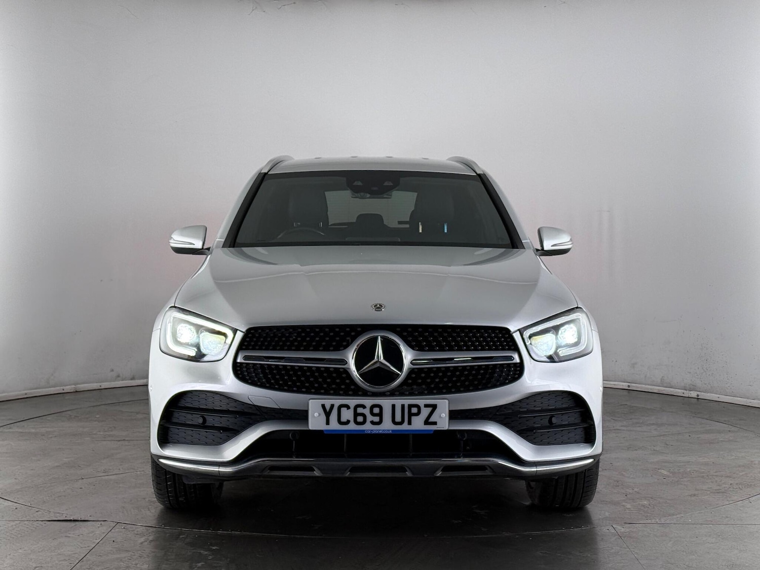Used Mercedes-Benz GLC 2019 for sale - 77359331: Photo 2