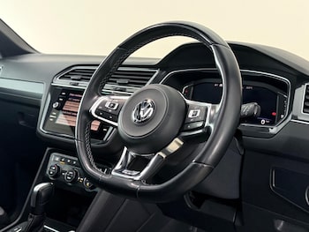Used Volkswagen Tiguan 2019 for sale - 79189202: Photo