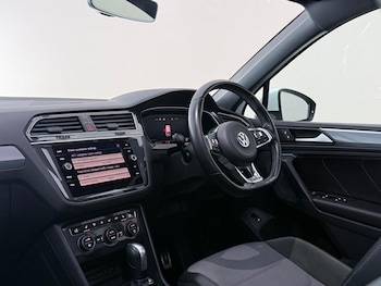 Used Volkswagen Tiguan 2019 for sale - 79189202: Photo