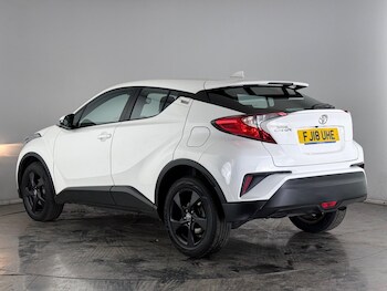Used Toyota C-HR 2018 for sale - 77896689: Photo