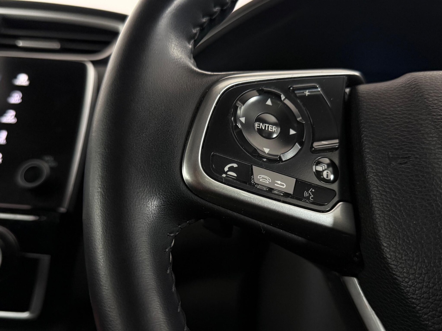 Used Honda CR-V 2019 for sale - 77259671: Photo 17