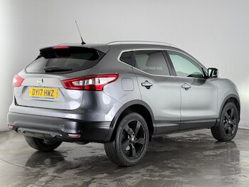 Used Nissan Qashqai 2017 for sale - 77259891: Photo