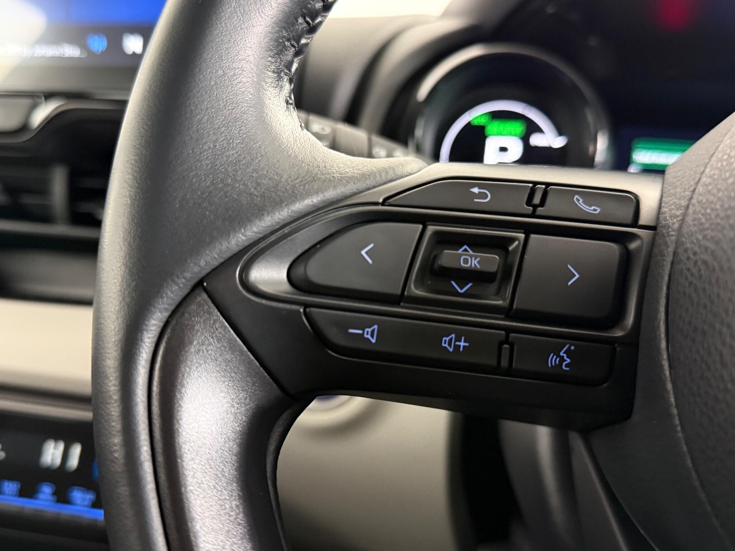 Used Toyota Yaris 2022 for sale - 77932457: Photo 18