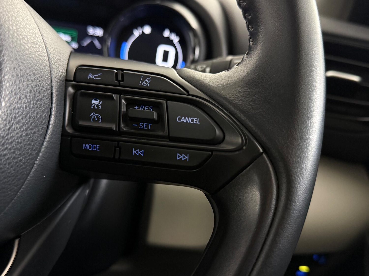 Used Toyota Yaris 2022 for sale - 77932457: Photo 19