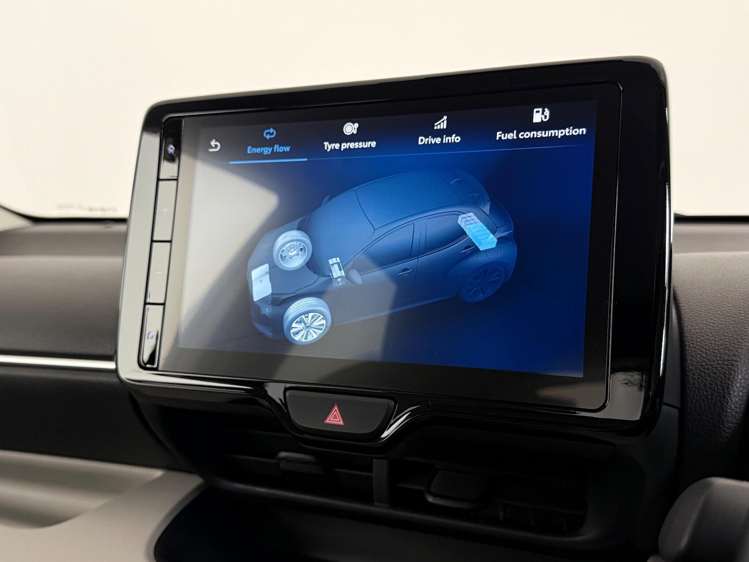 Used Toyota Yaris 2022 for sale - 77932457: Photo 24