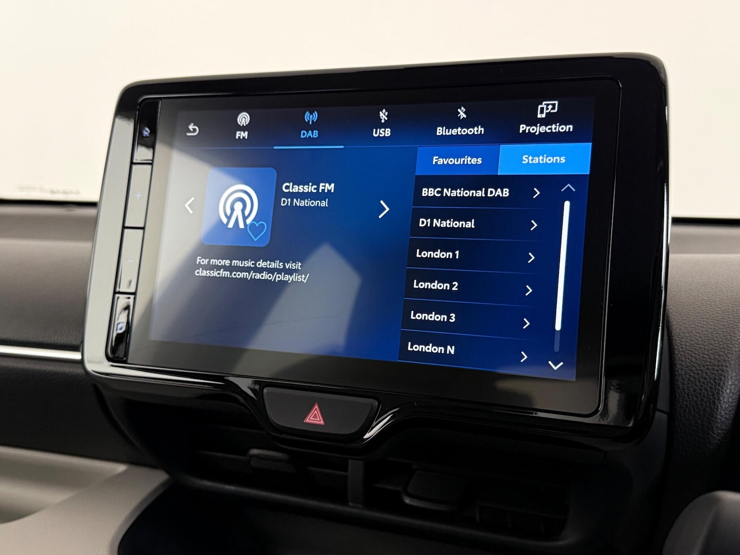 Used Toyota Yaris 2022 for sale - 77932457: Photo 26