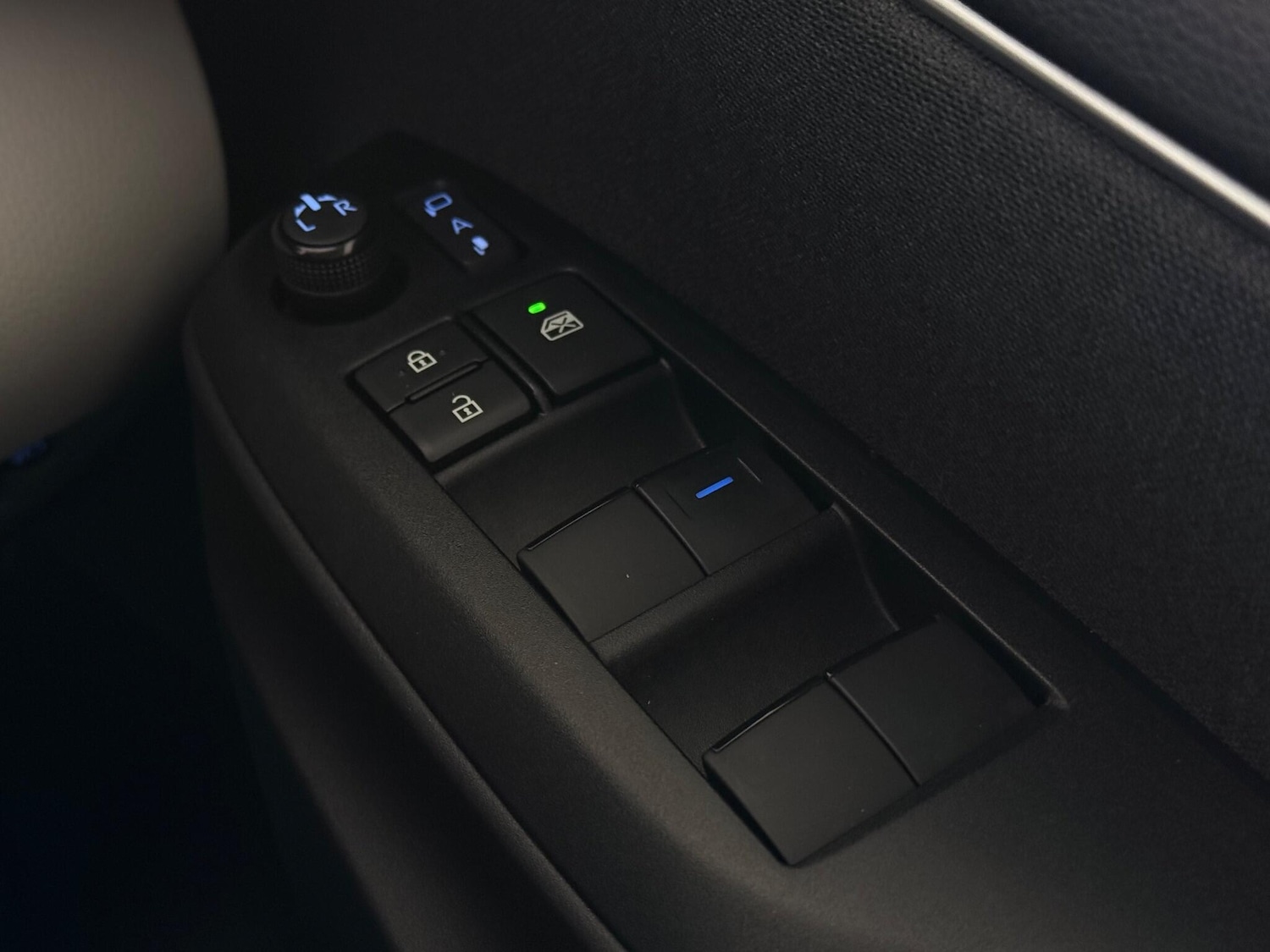 Used Toyota Yaris 2022 for sale - 77932457: Photo 29