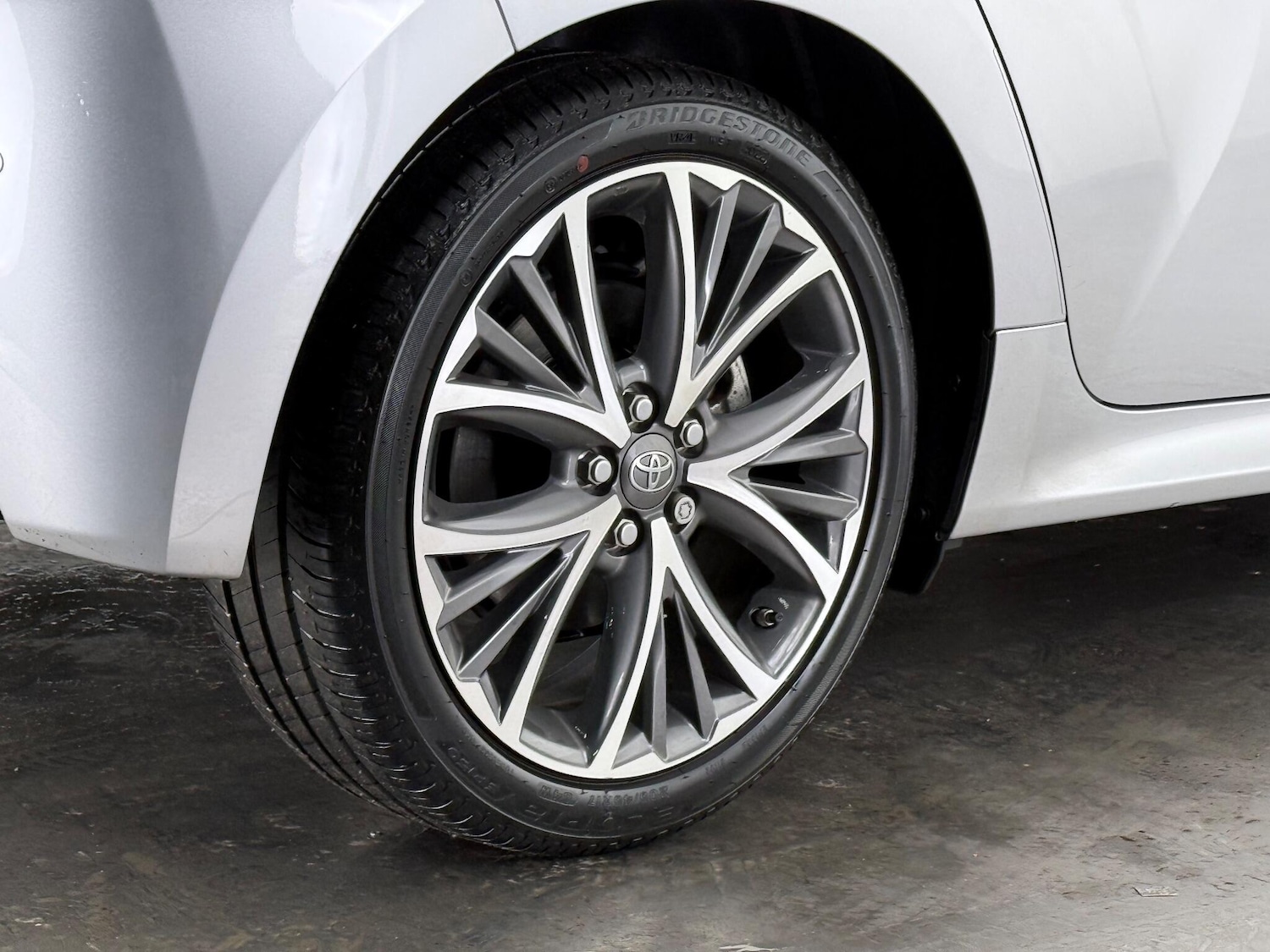 Used Toyota Yaris 2022 for sale - 77932457: Photo 8