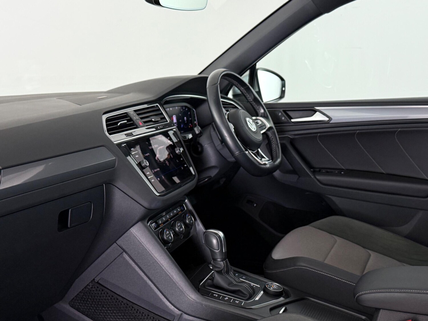 Used Volkswagen Tiguan 2020 for sale - 77744253: Photo 18