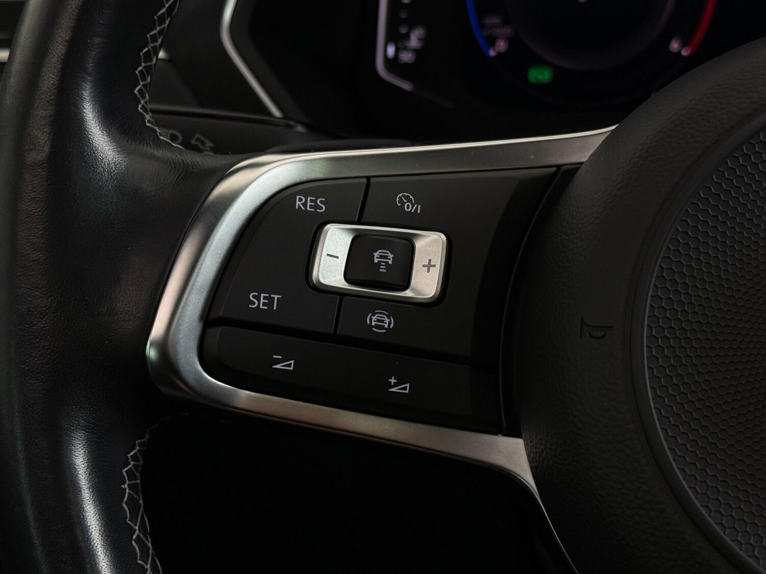 Used Volkswagen Tiguan 2020 for sale - 77744253: Photo 20