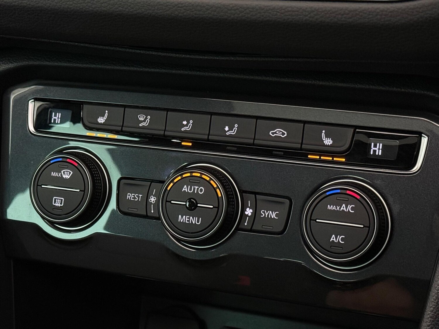 Used Volkswagen Tiguan 2020 for sale - 77744253: Photo 31