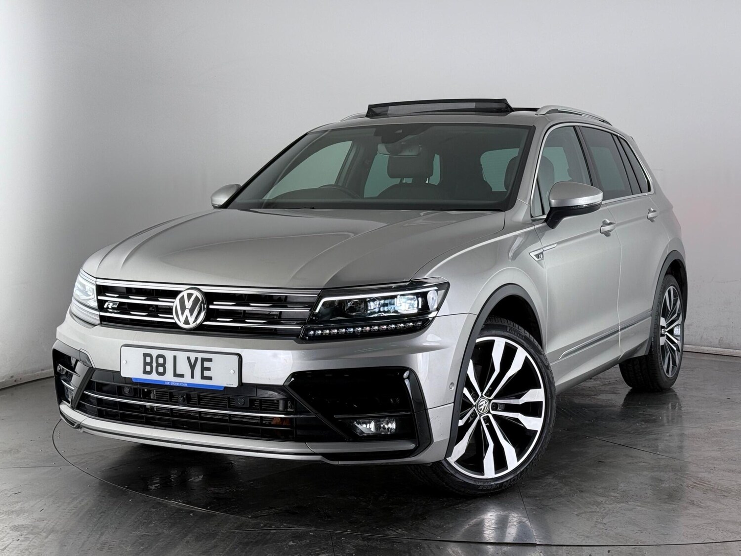 Used Volkswagen Tiguan 2020 for sale - 77744253: Photo 37