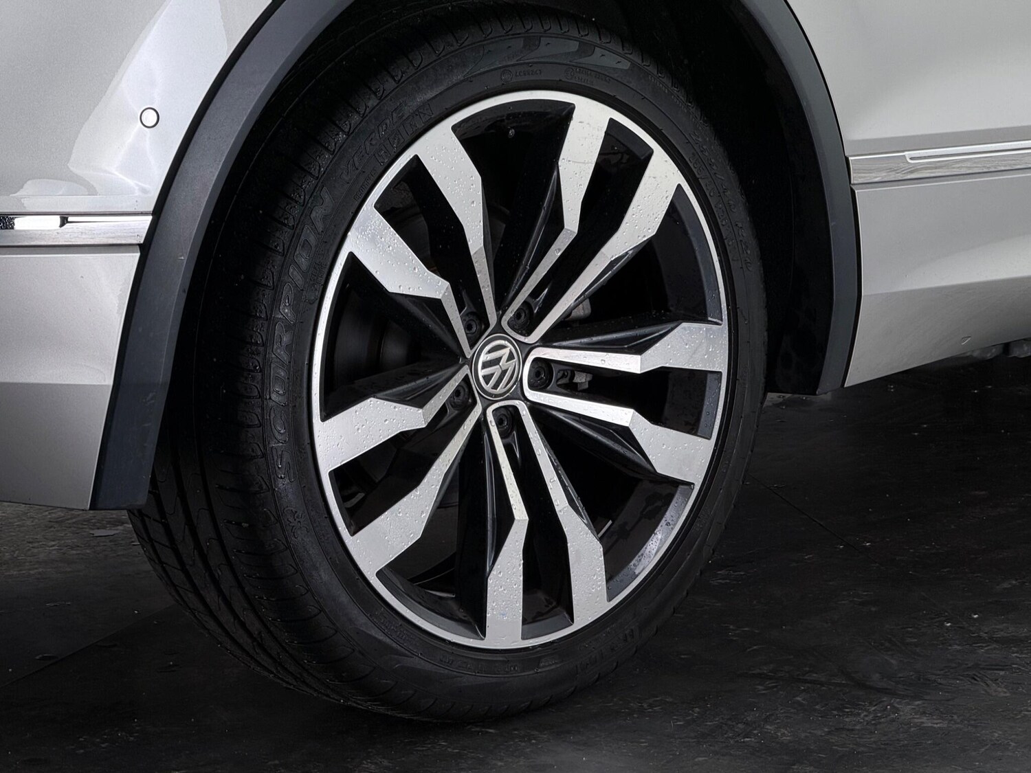 Used Volkswagen Tiguan 2020 for sale - 77744253: Photo 9