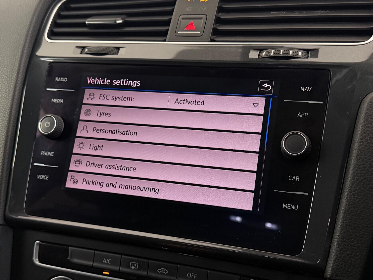 Used Volkswagen Golf 2017 for sale - 78035234: Photo 22