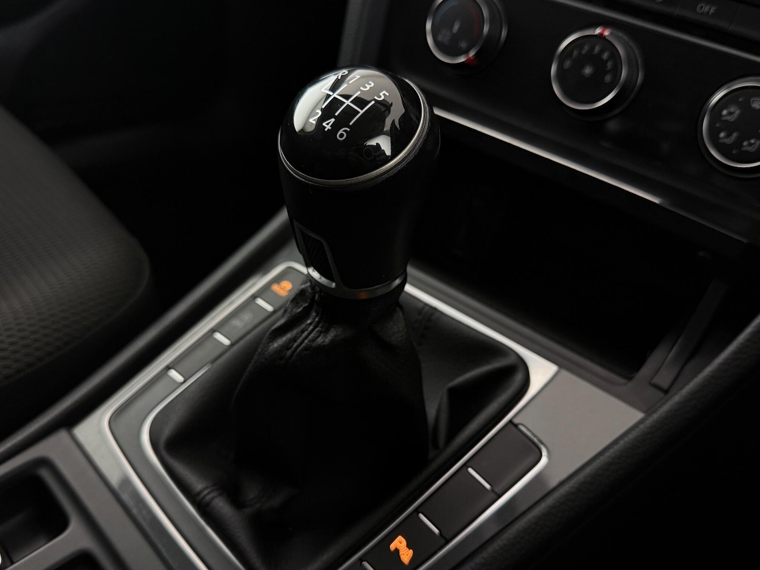 Used Volkswagen Golf 2017 for sale - 78035234: Photo 29