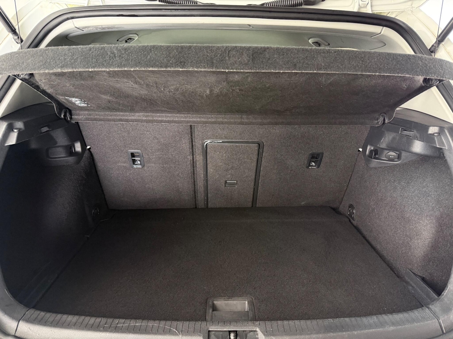 Used Volkswagen Golf 2017 for sale - 78035234: Photo 9