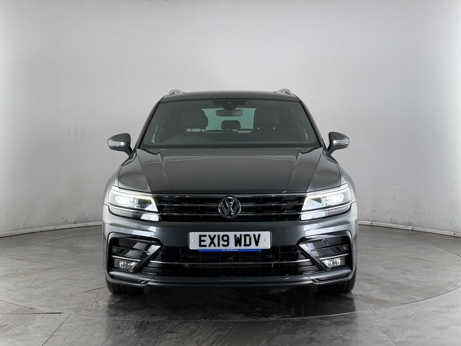 Used Volkswagen Tiguan 2019 for sale - 77221723: Photo 2