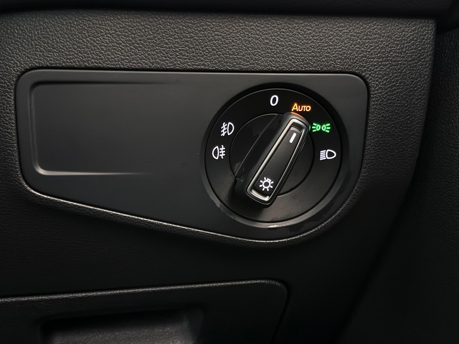 Used Volkswagen Tiguan 2019 for sale - 77221723: Photo 34