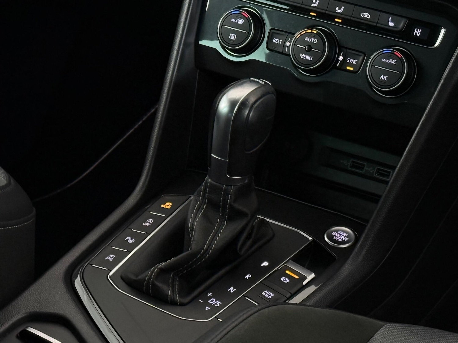 Used Volkswagen Tiguan 2019 for sale - 77221723: Photo 35