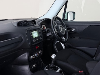 Used Jeep Renegade 2016 for sale - 79453929: Photo
