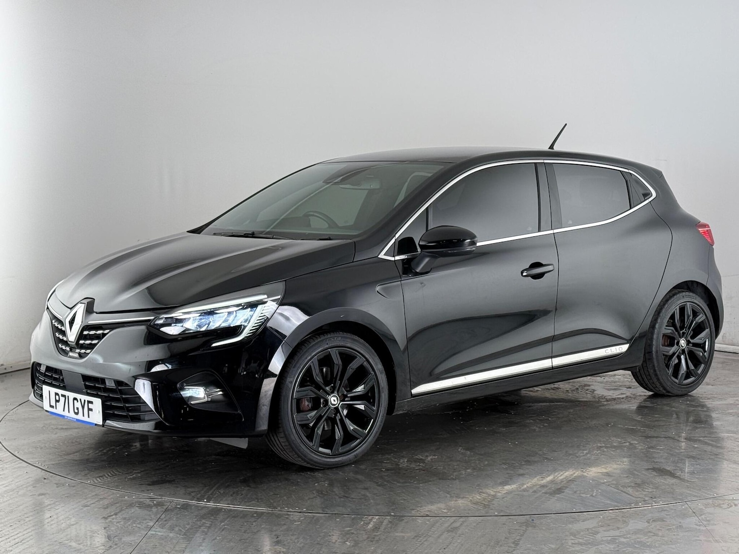 Used Renault Clio 2022 for sale - 77243613: Photo 2