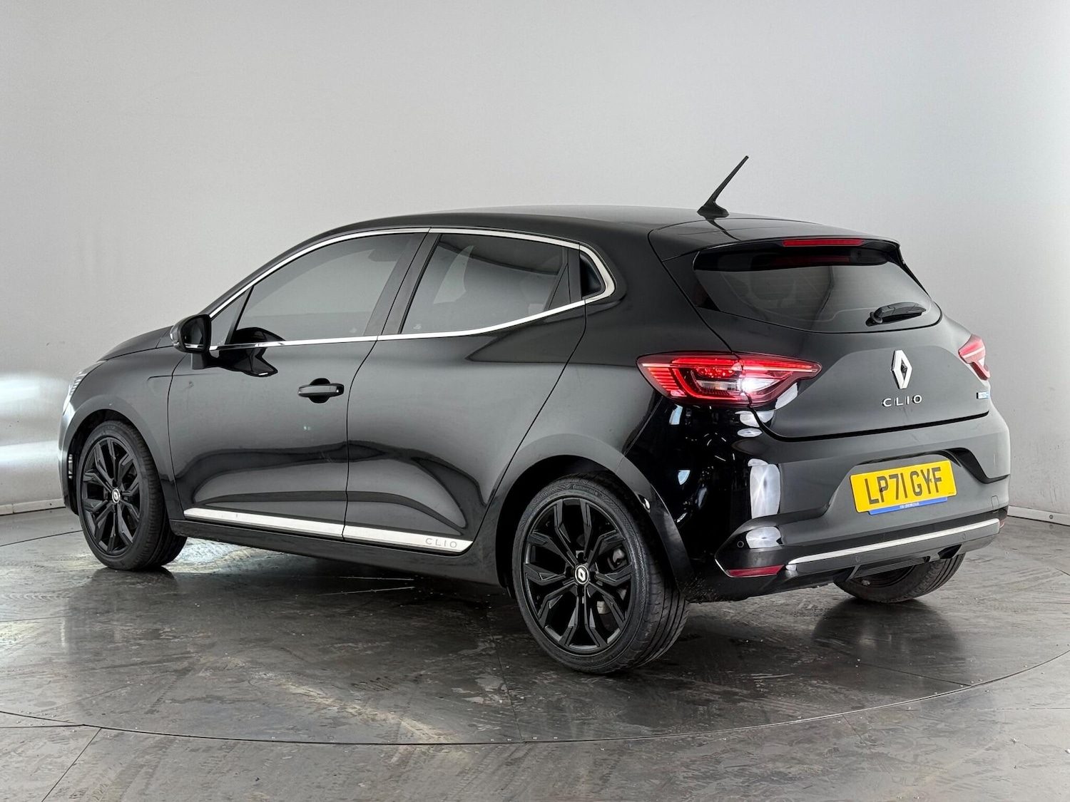 Used Renault Clio 2022 for sale - 77243613: Photo 3