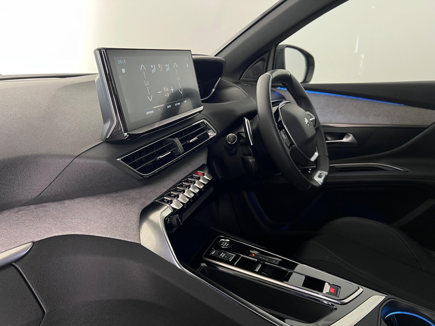 Used Peugeot 3008 2023 for sale - 77182750: Photo 10