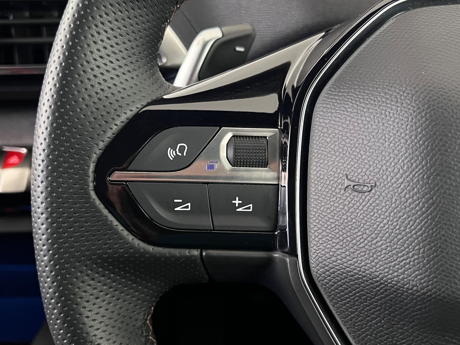 Used Peugeot 3008 2023 for sale - 77182750: Photo 17